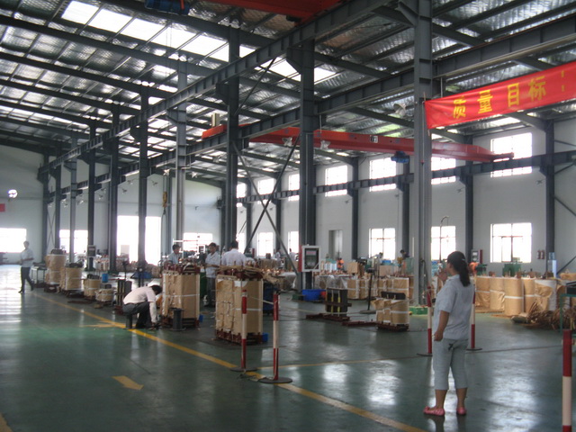 兰州变压器生产车间